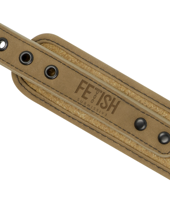 COLLARE SOTTOMISSIVO DI ORIGINE FETISH CON GUINZAGLIO